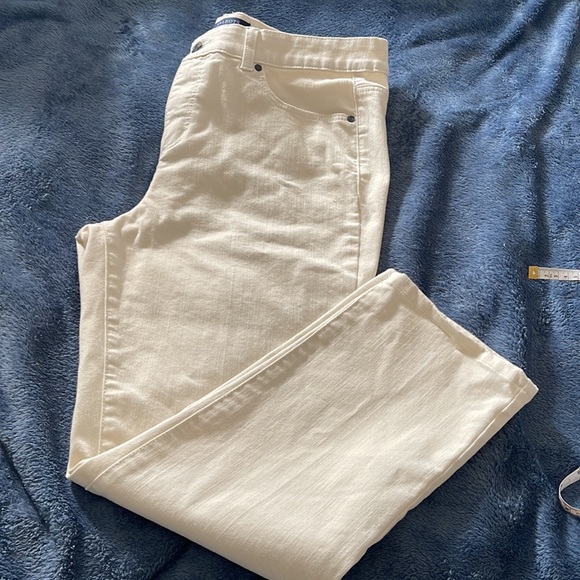 Talbots 5 pocket jeans - Picture 3 of 4